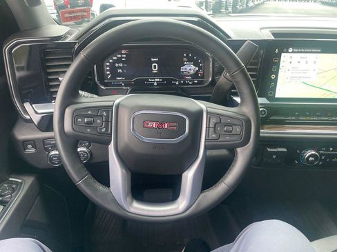Certified 2025 GMC Sierra 1500 Elevation AWD/4WD image 17