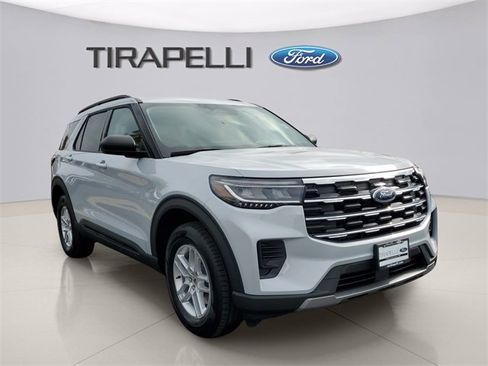 New 2026 Ford Explorer Active image 7