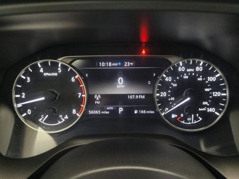 Used 2022 Nissan Rogue SV w/ SV Premium Package image 23