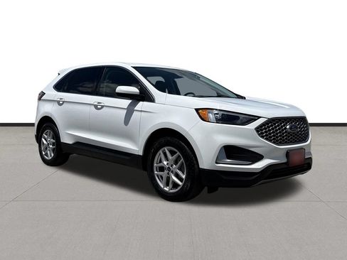 Used 2024 Ford Edge SEL AWD/4WD image 3