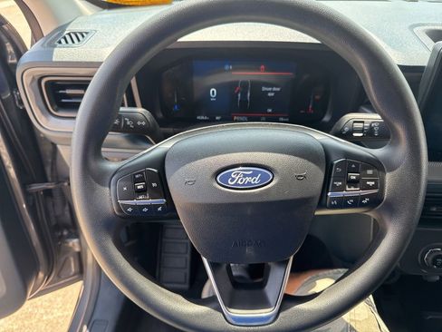 Used 2025 Ford Maverick XLT w/ Black Appearance Package image 22