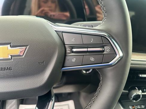 New 2026 Chevrolet Suburban High Country image 22