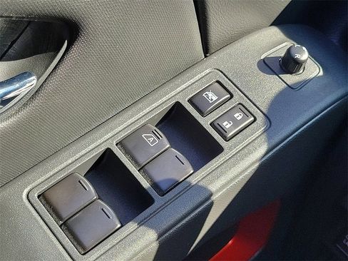 Used 2023 Nissan Frontier Pro-X w/ Technology Package image 13