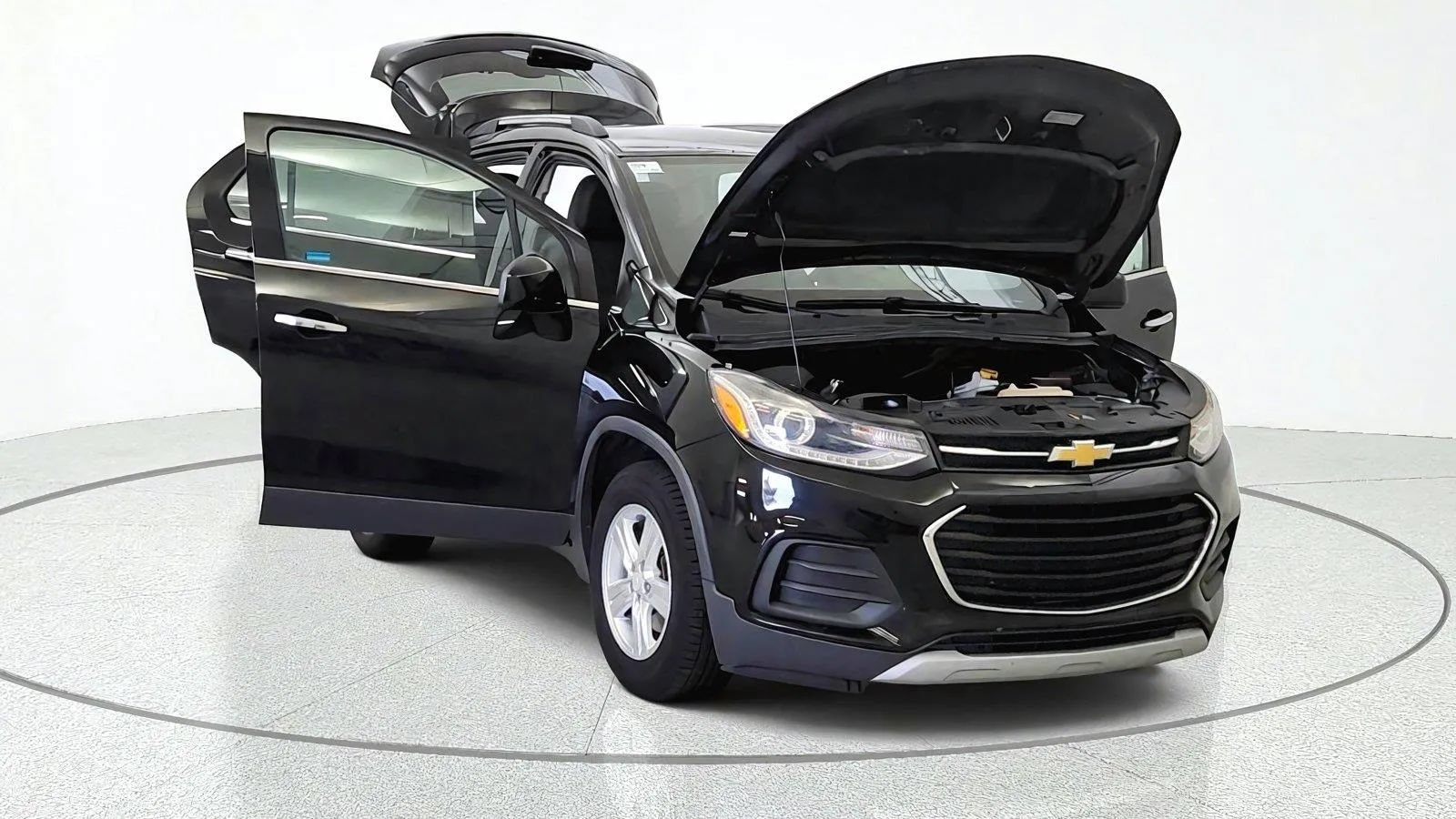 Used 2019 Chevrolet Trax LT w/ Driver Confidence Package FWD image 12