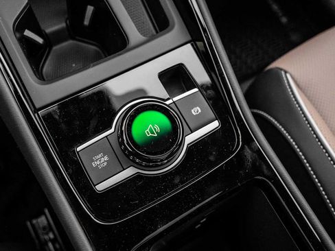 New 2026 Volkswagen Tiguan SEL R-Line image 9