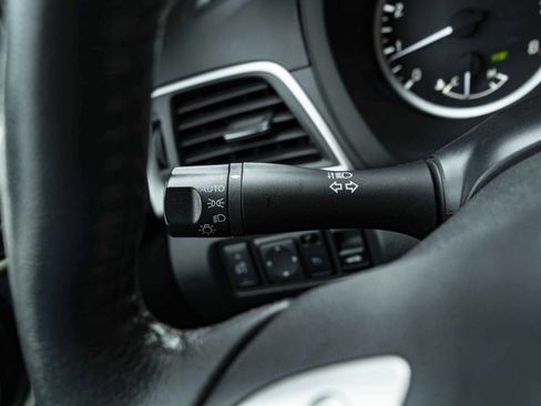 Used 2017 Nissan Sentra SV FWD image 22