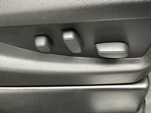 Used 2019 Chevrolet Silverado 3500 High Country w/ Duramax Plus Package image 28