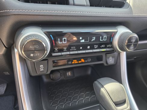 Certified 2023 Toyota RAV4 XLE w/ Convenience Package image 22