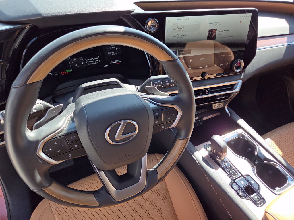 Certified 2025 Lexus RX 350 AWD/4WD image 38