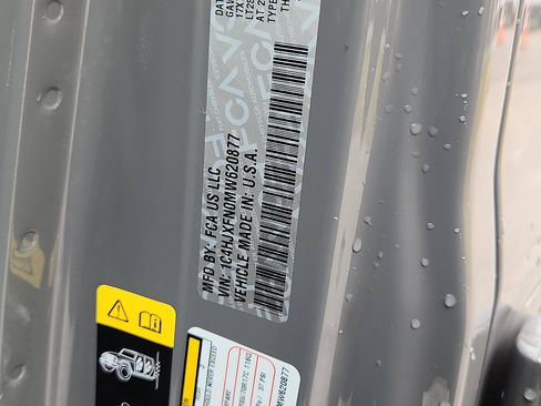 Used 2021 Jeep Wrangler Unlimited Rubicon image 11