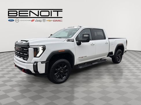 Used 2024 GMC Sierra 2500 AT4 w/ AT4 Preferred Package image 1