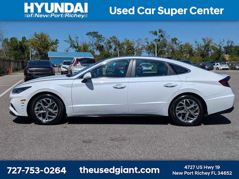Used 2023 Hyundai Sonata SEL w/ Convenience Package image 2