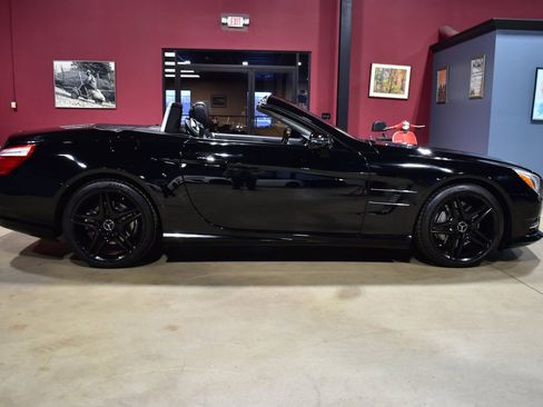 Used 2014 Mercedes-Benz SL 550 image 13