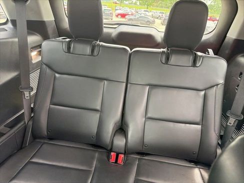 Used 2021 Ford Explorer XLT w/ Equipment Group 202A AWD/4WD image 53