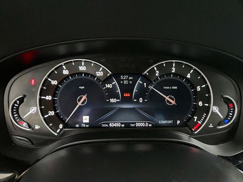 Used 2019 BMW 530i w/ M Sport Package RWD image 16