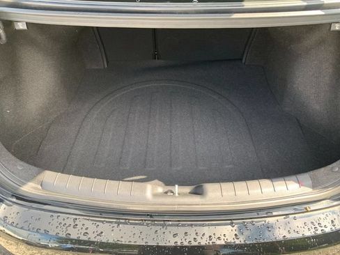 Used 2020 Hyundai Elantra SE w/ Cargo Package (C1) FWD image 13