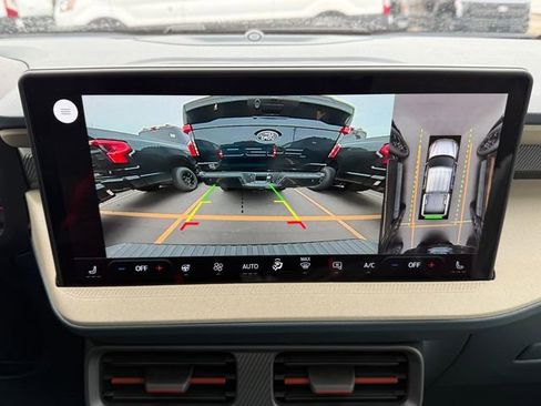 New 2026 Ford Maverick Lariat image 18