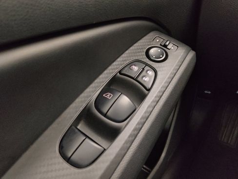 Used 2024 Nissan Altima 2.5 SV image 27