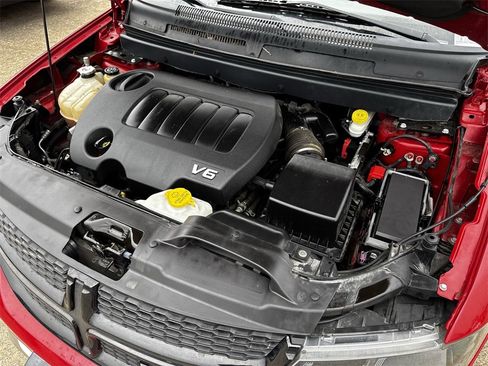 Used 2018 Dodge Journey Crossroad w/ Driver Convenience Group image 33