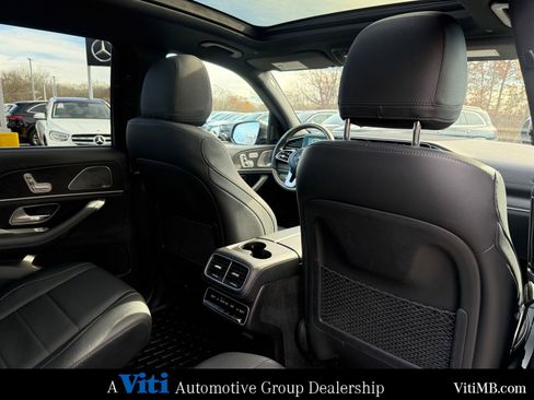 Certified 2022 Mercedes-Benz GLS 450 4MATIC image 27