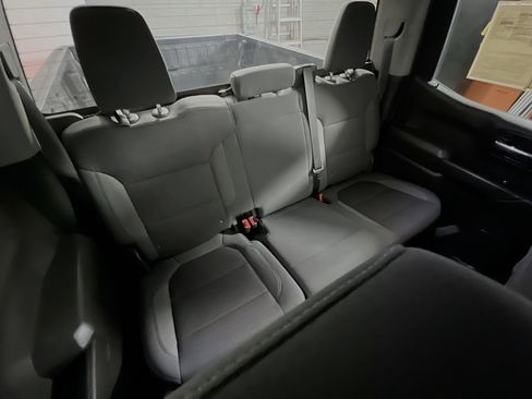 Used 2022 Chevrolet Silverado 1500 Custom w/ Safety Confidence Package image 32