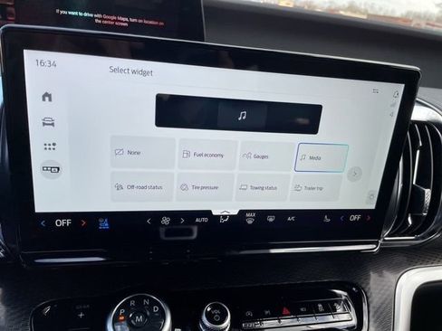 New 2026 Ford Expedition Max Platinum w/ Stealth Appearance Package image 39