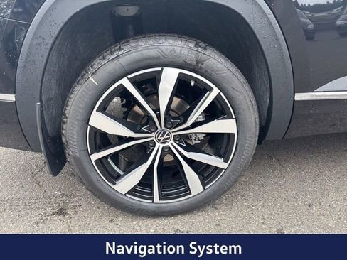 New 2026 Volkswagen Atlas SEL Premium R-Line AWD/4WD image 2