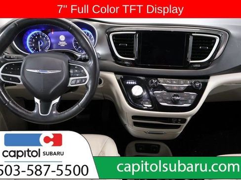 Used 2020 Chrysler Pacifica Touring-L w/ Tire & Wheel Group image 15