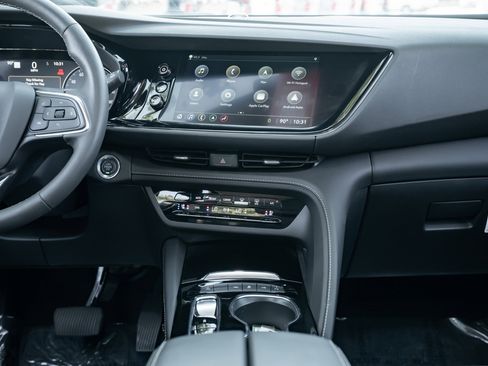 Used 2023 Buick Envision Avenir image 34