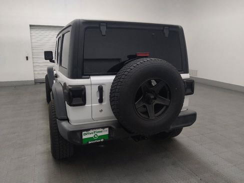 Used 2018 Jeep Wrangler Unlimited Sport S AWD/4WD image 6
