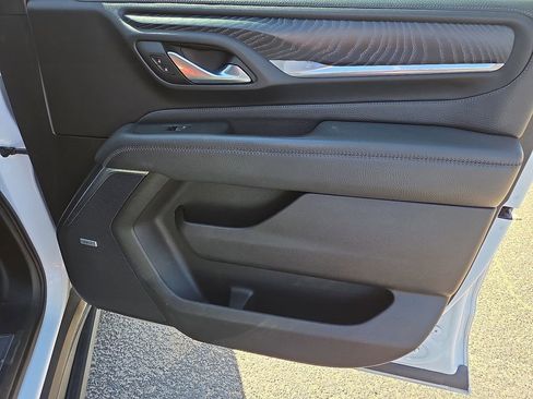 Used 2022 GMC Yukon Denali w/ Denali Ultimate Package image 16