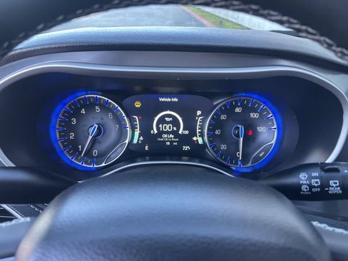 New 2026 Chrysler Pacifica Select FWD image 38