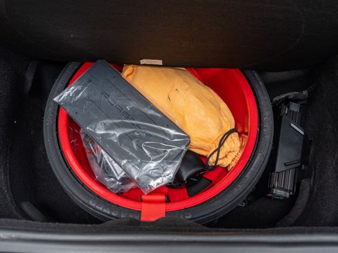 Used 2005 Porsche 911 Turbo image 34