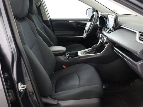 Used 2020 Toyota RAV4 LE w/ All Weather Liner Package AWD/4WD image 17