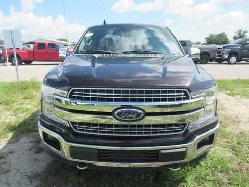 Used 2018 Ford F150 Lariat w/ Equipment Group 502A Luxury AWD/4WD image 2