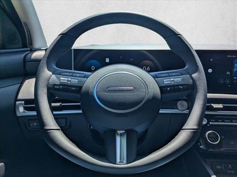 New 2026 Hyundai Tucson SEL FWD image 10