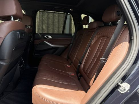 Used 2022 BMW X5 M50i w/ Executive Package AWD/4WD image 21