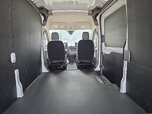 New 2026 Ford Transit 250 148 Medium Roof w/ Load Area Protection Package image 10