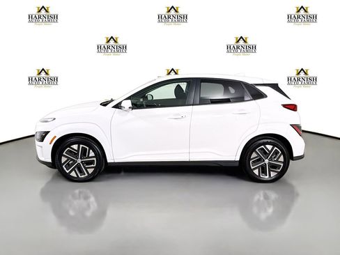Used 2023 Hyundai Kona SE w/ Cargo Package FWD image 4