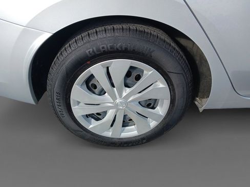 Used 2024 Nissan Versa S image 10