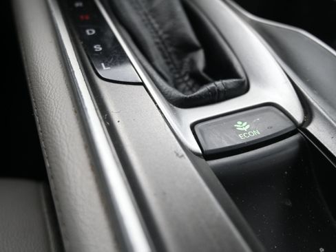 Used 2019 Honda Accord EX-L image 20
