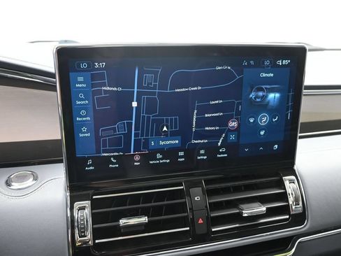 Used 2022 Lincoln Navigator Black Label AWD/4WD image 16
