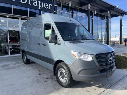 New 2026 Mercedes-Benz Sprinter 2500 image 3