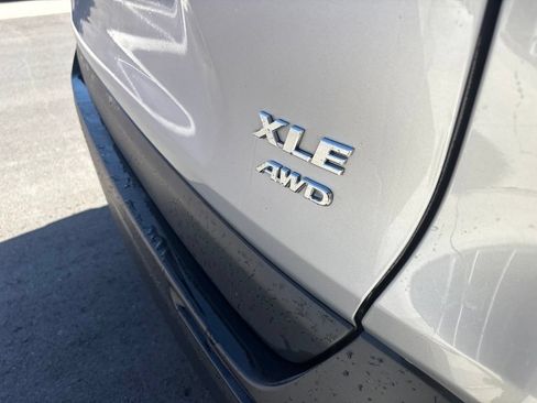 Used 2022 Toyota RAV4 XLE Premium AWD/4WD image 13