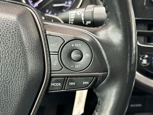 Certified 2022 Toyota Camry SE image 25