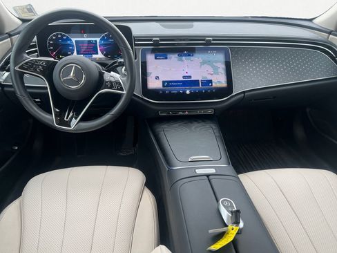 Used 2025 Mercedes-Benz E 350 E 350 image 9