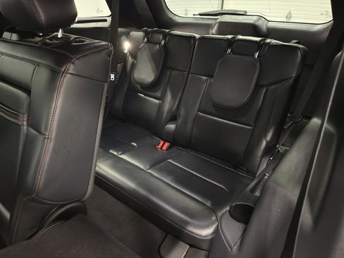 Used 2025 Ford Explorer ST-Line w/ Premium Package image 27