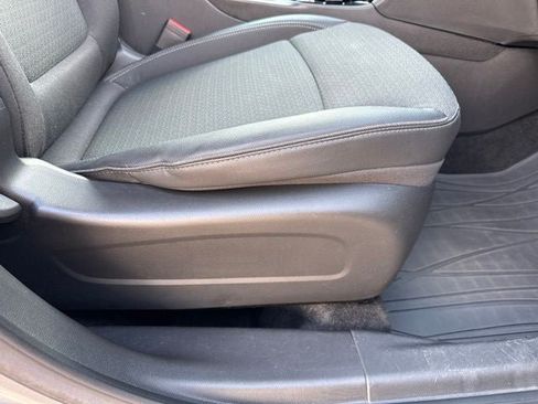 Used 2023 Buick Encore GX Select w/ Sport Touring Package AWD/4WD image 30