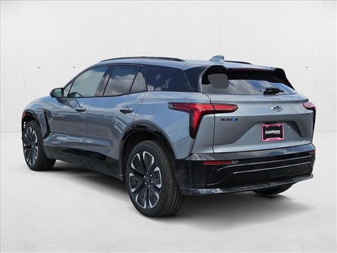New 2025 Chevrolet Blazer EV RS image 7