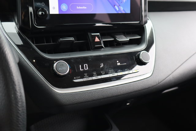 Used 2024 Toyota Corolla LE FWD image 23